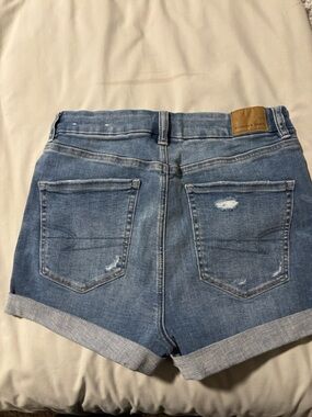 American Eagle  Women's Light Blue Denim Cuffed Shorts Next Level Stretch 6